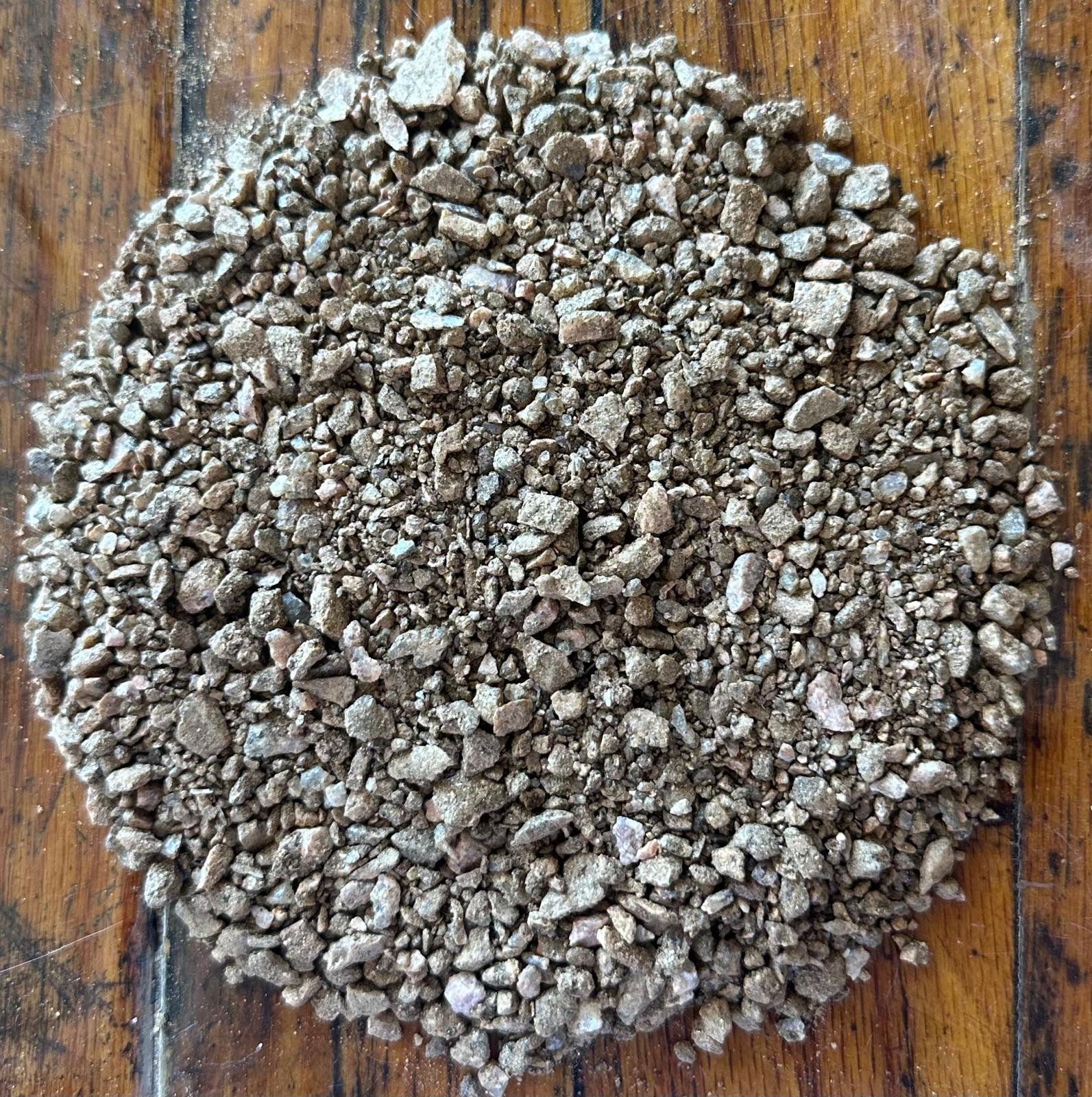 Quarter inch Decomposed Crushed Granite